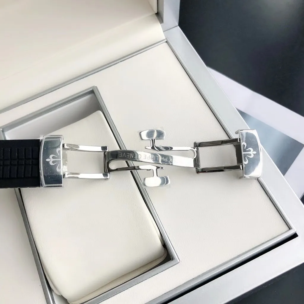 【High-end replica】💰1240! Patek Philippe's popular "Grenade" men's watch, new feedback is coming. Upgrade 1️⃣: Replace with super scratch-resistant sapphire glass mirror. Upgrade 2️⃣: Add original synchronized silicone bracelet with original buckle. Upgrade 3️⃣: Add new Swarovski crystal diamond ring. [Movement] Paired with imported fully automatic Citizen 8215 high-end movement, stable and cost-effective advantage, 0️⃣repair concerns, corrected original synchronized pendulum. [Case] The CNC process of the 316L stainless steel case restores the original shell shape and curvature one to one, and pursues the original 0️⃣ gap to the extreme. [Bracelet] Adopts an imported rubber strap, a customized ergonomic bracelet, and an original buckle. [Dial] Adhering to the exquisiteness of the big manufacturers, we strictly pursue the gap between the text lines, the thickness of the scale, and the luminous color, and strive to synchronize the 0️⃣ gap with the original.